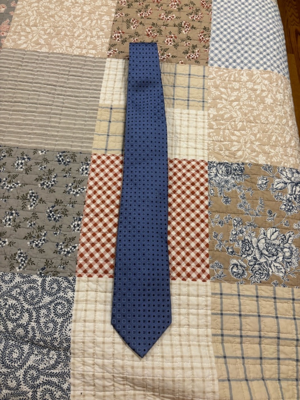 Men's Blue Geometric Silk Tie